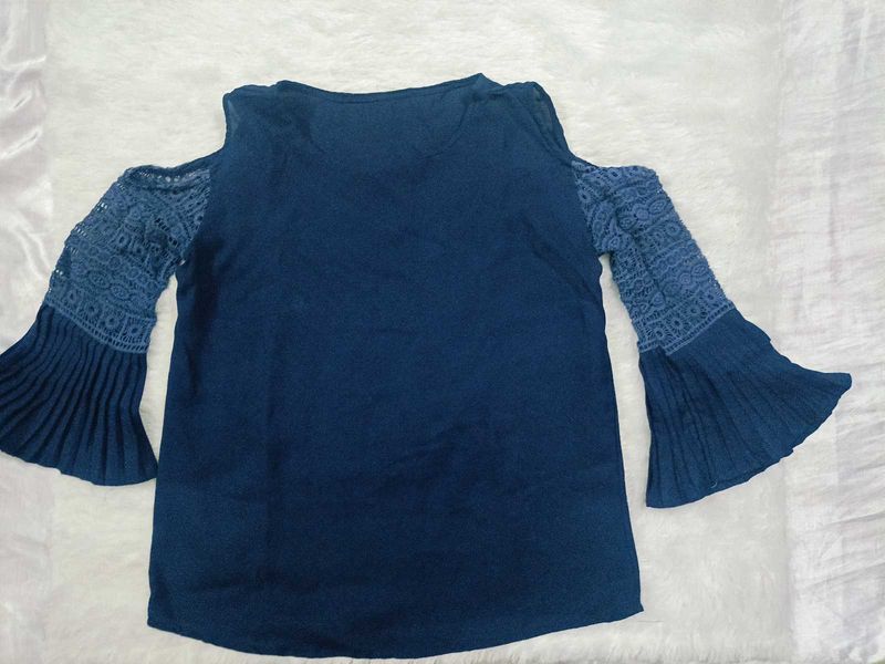 Cold Shoulder Top| Nevy Blue 💙