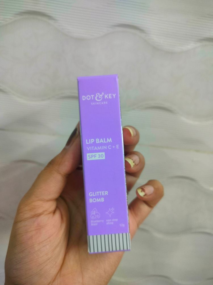 Dot &amp; Key Glitter Bomb Lip Balm Vit E &amp; C SPF 30
