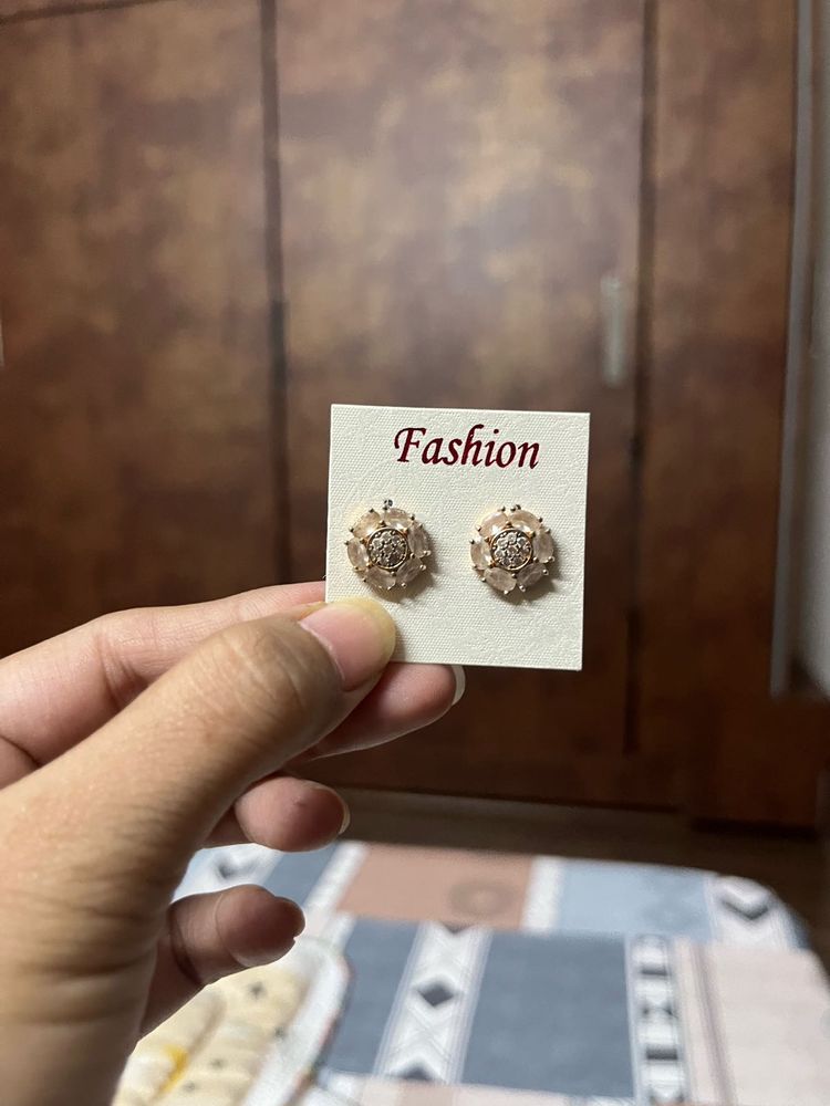 Off White Studs