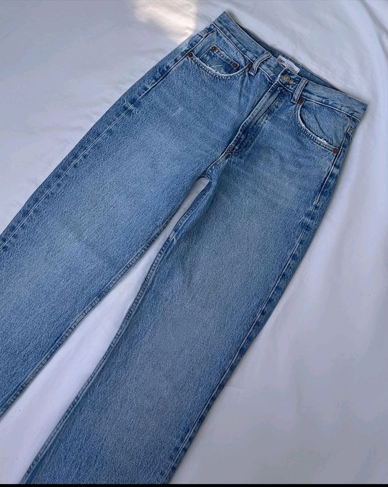 Zara Straight Fit