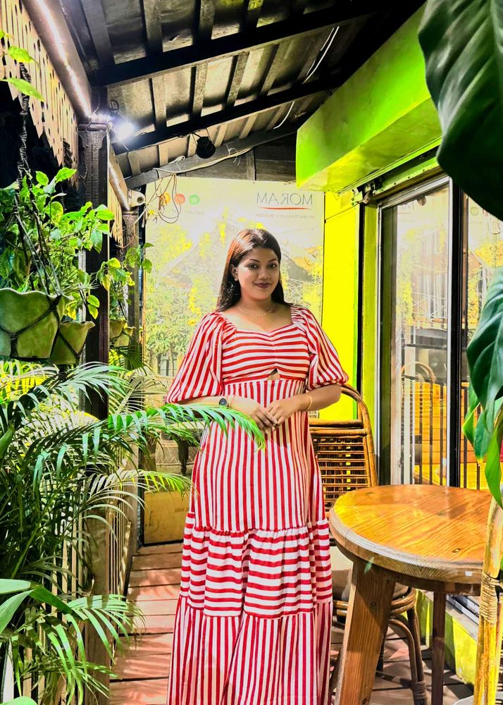 Red &amp; White Striped Puff Sleeve Maxi Dress