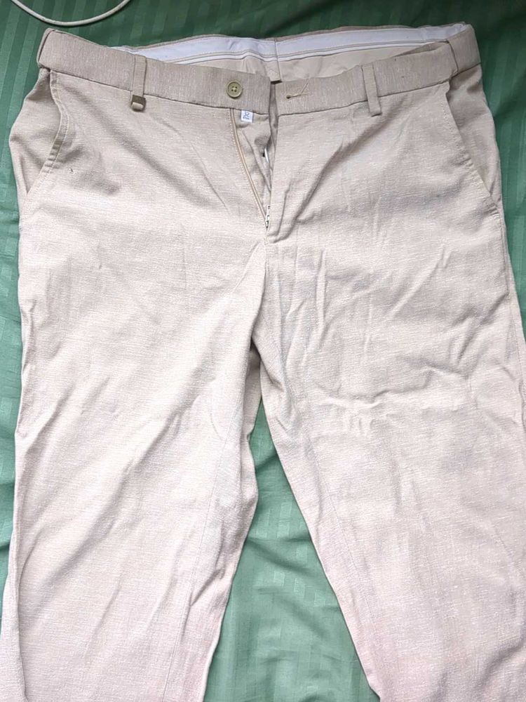 Beige pants straight slim fit. 32 M size