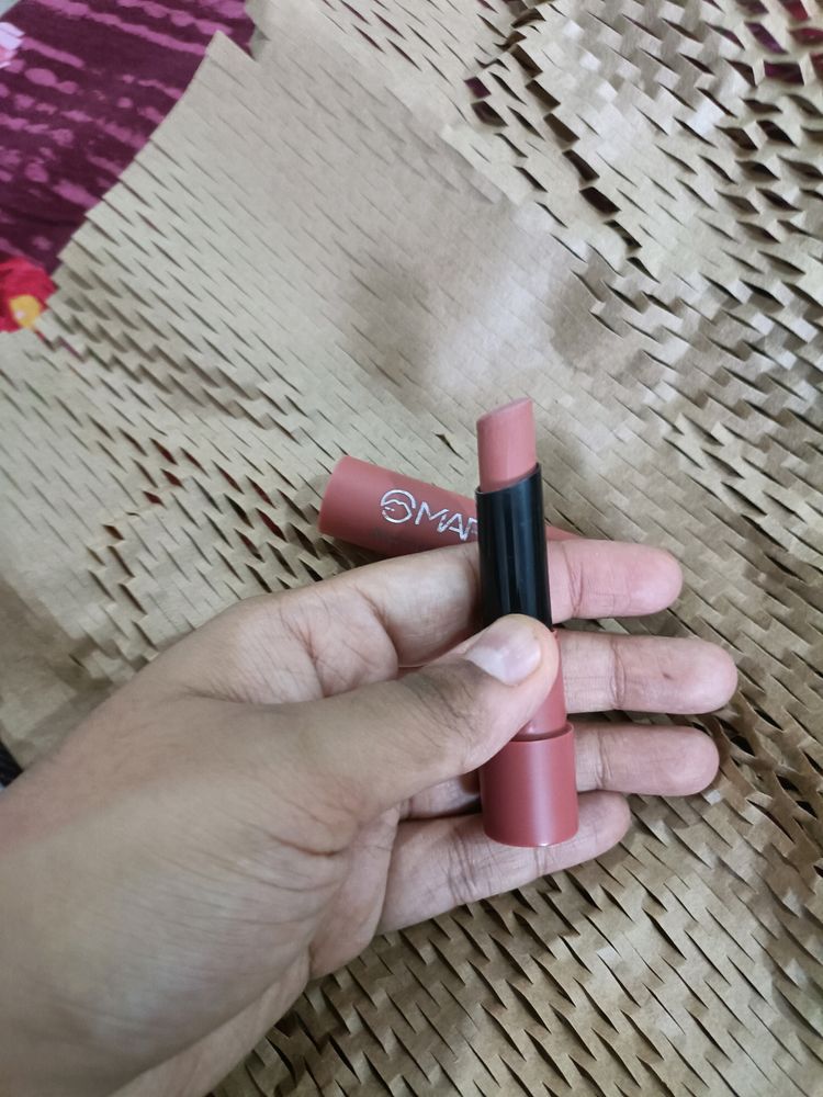 Nude Mars Lip Stick New