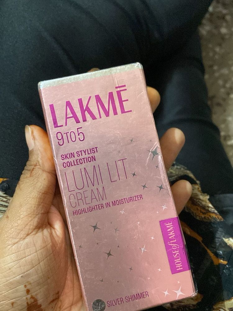 Lakme Lumi Lit Cream