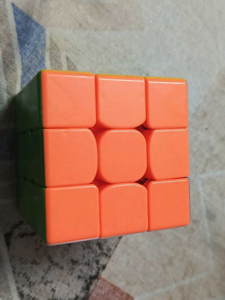 Classic Rubik&#39;s Cube