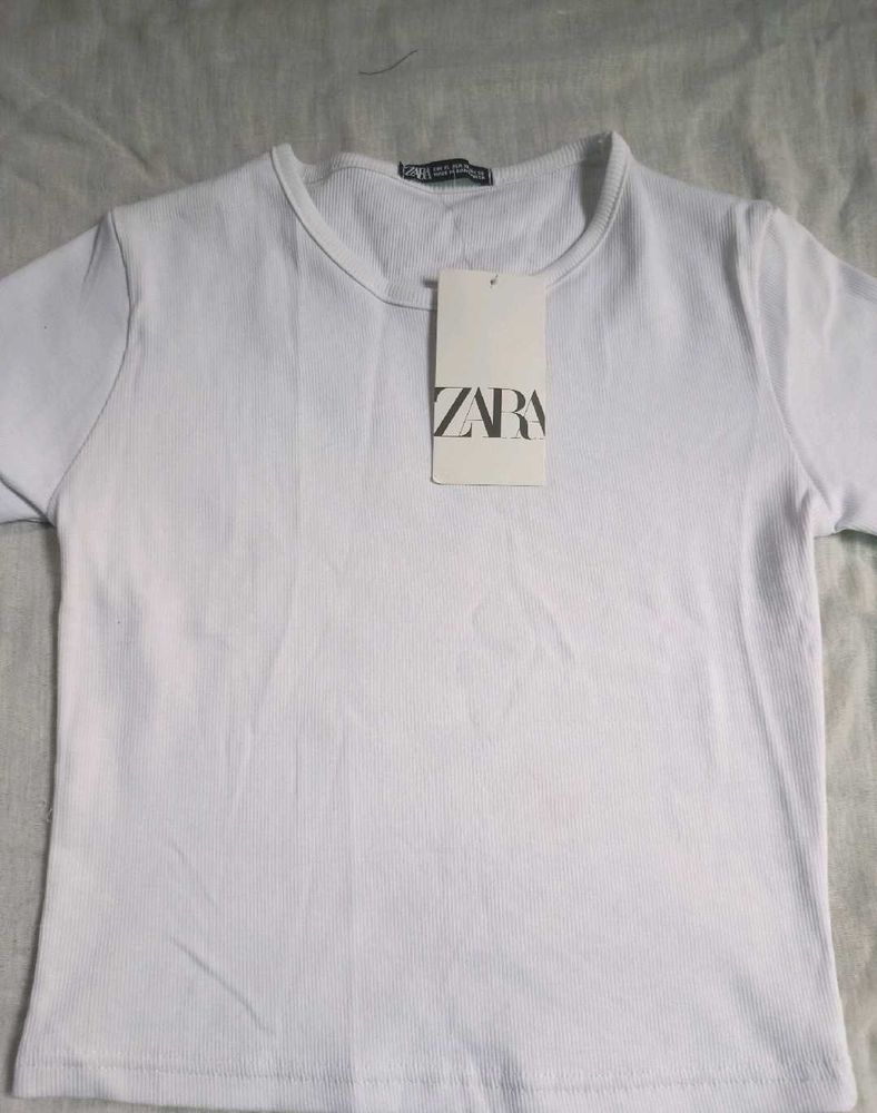 Zara White Ribbed Tee