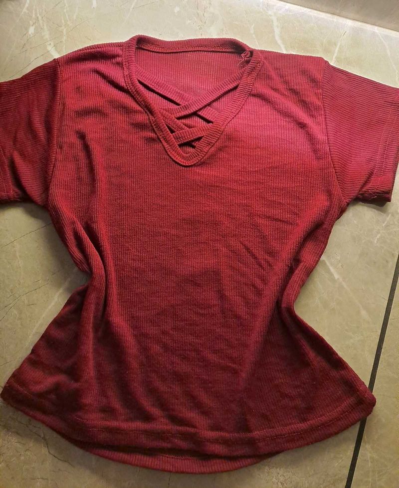✨ Chic Maroon Criss-Cross Ribbed Top ✨
