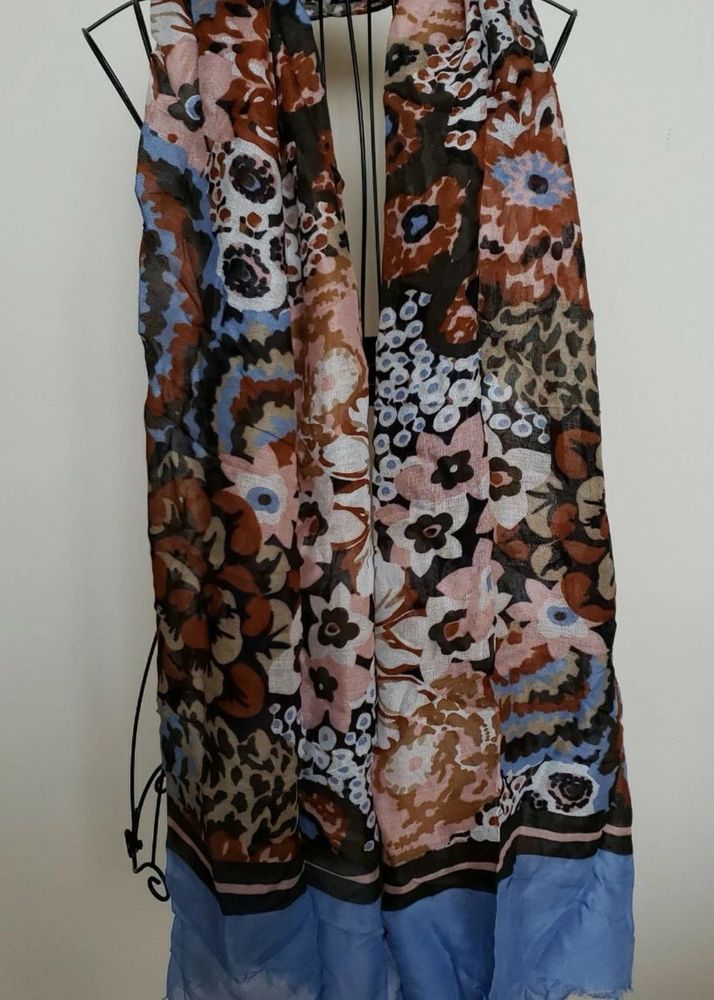 Vera BradleyFloral Scarf