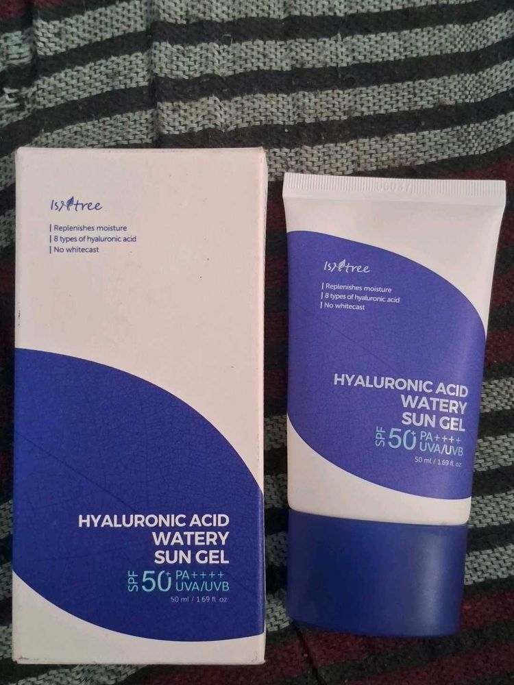 Isntree Hyaluronic Acid Watery Sun Gel