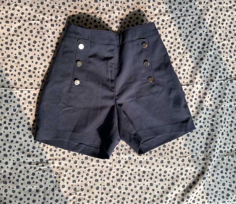 H&amp;M 💙Navy Sailor Style Shorts