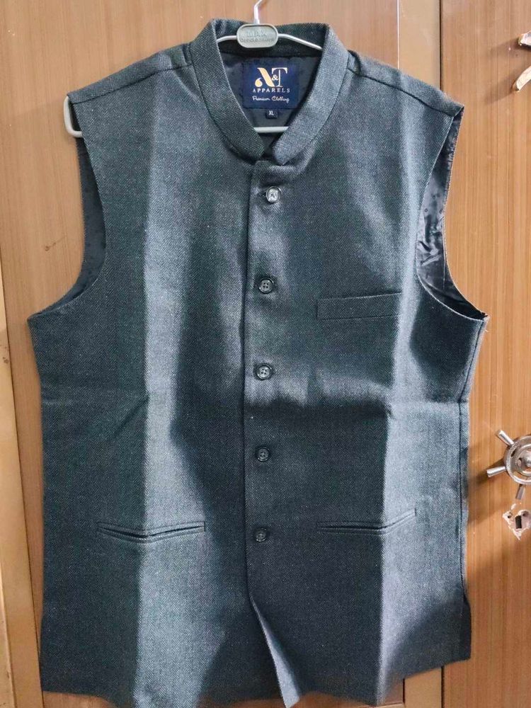 Gray Sleeveless Vest