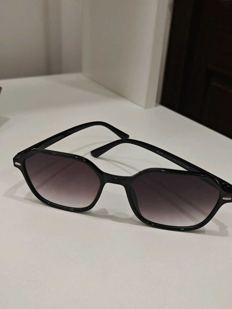 Black Hexagon Sunglasses