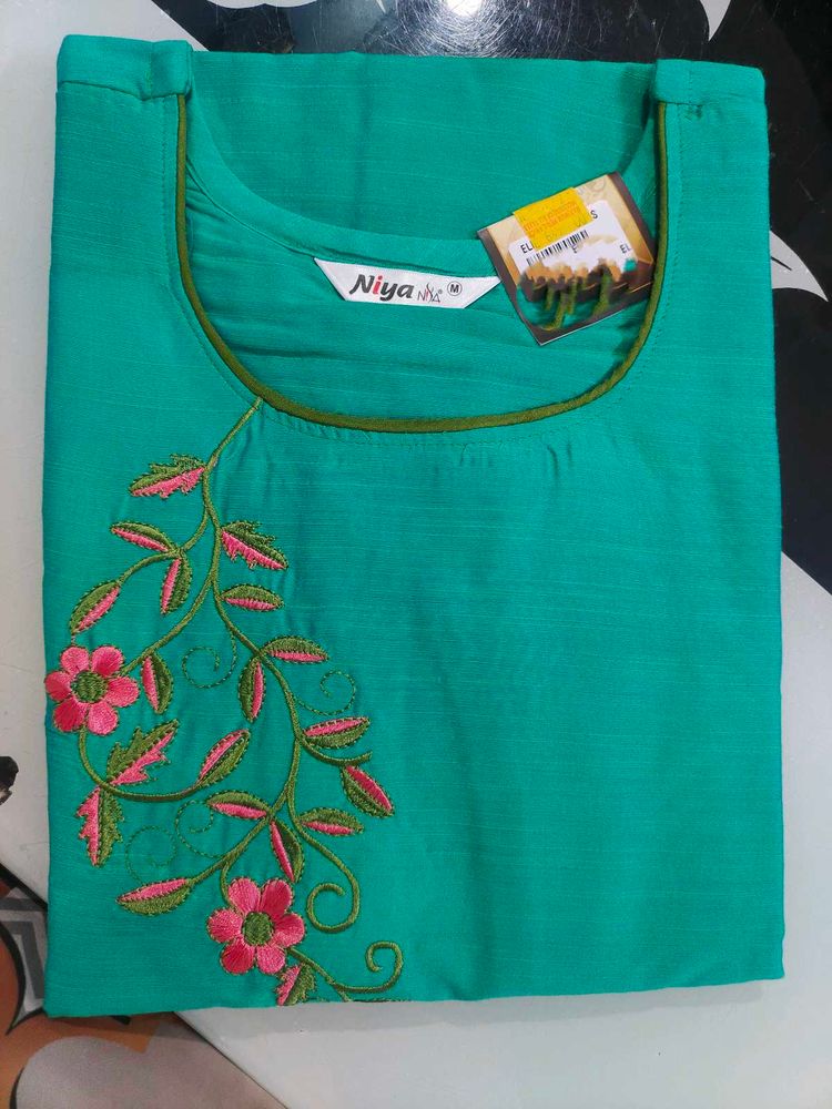Style Slited Kurti With Lining
