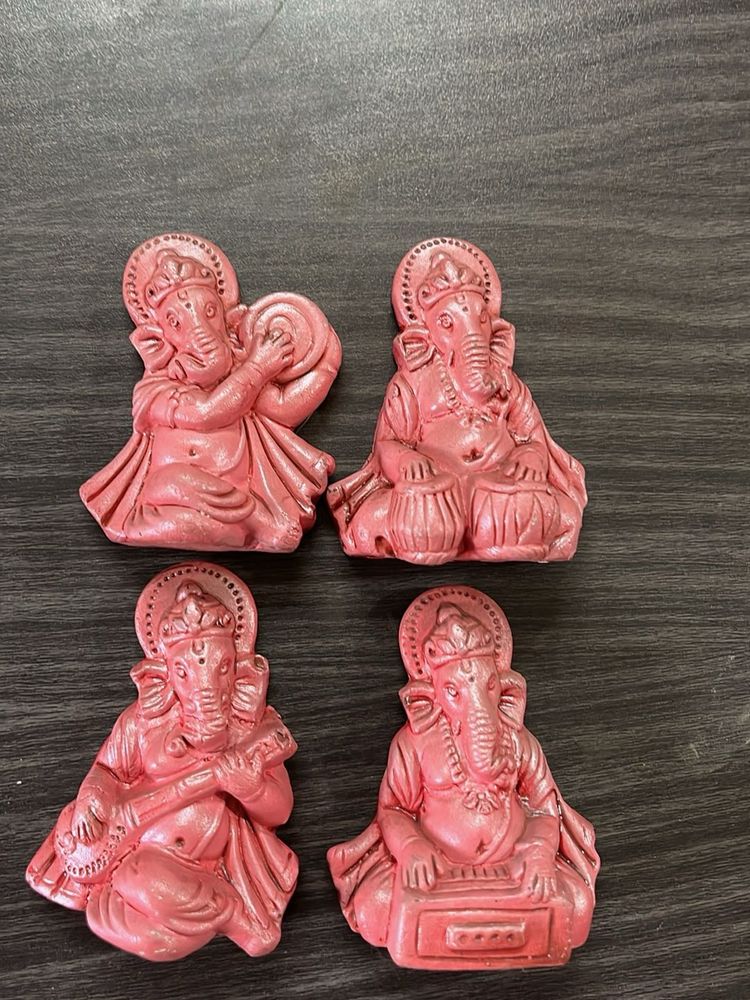 Set of 4 Ganesha Showpieces