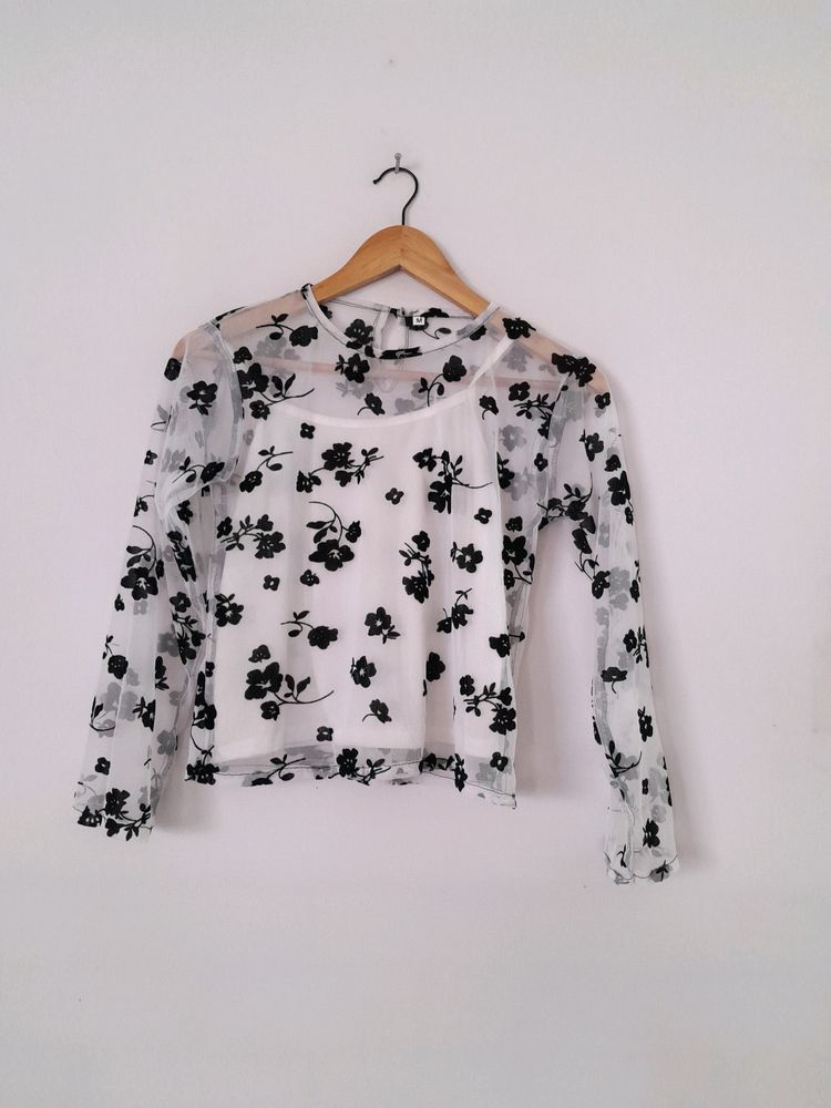 White Casual Top (Women&#39;s)