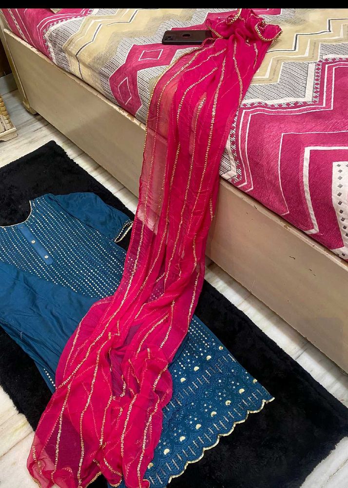 Stylish Blue &amp; Pink Kurta Set