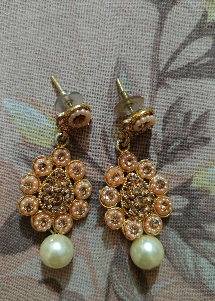 Pearl Drop Earrings