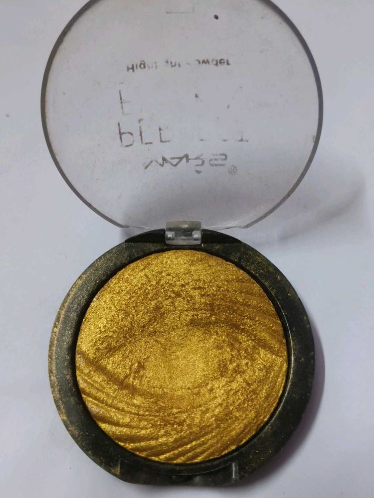 MARS Perfect Fit Skin Highlight Powder