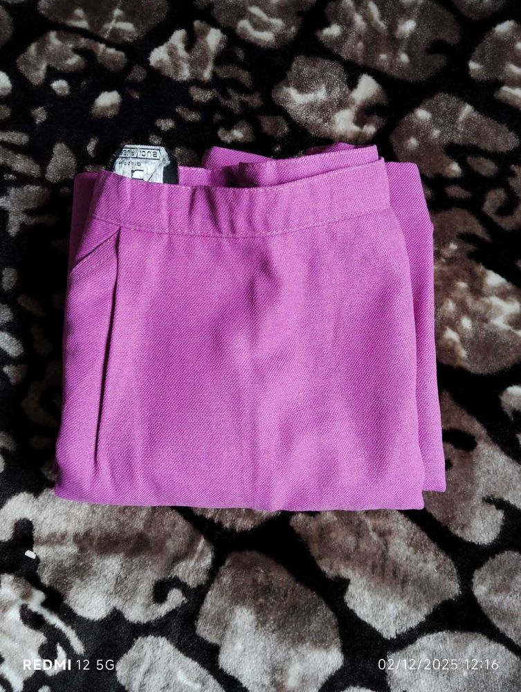 Pastel🌸pink Cut Skirt