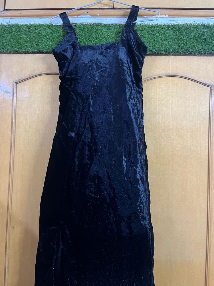 Black Velvet Midi Dress