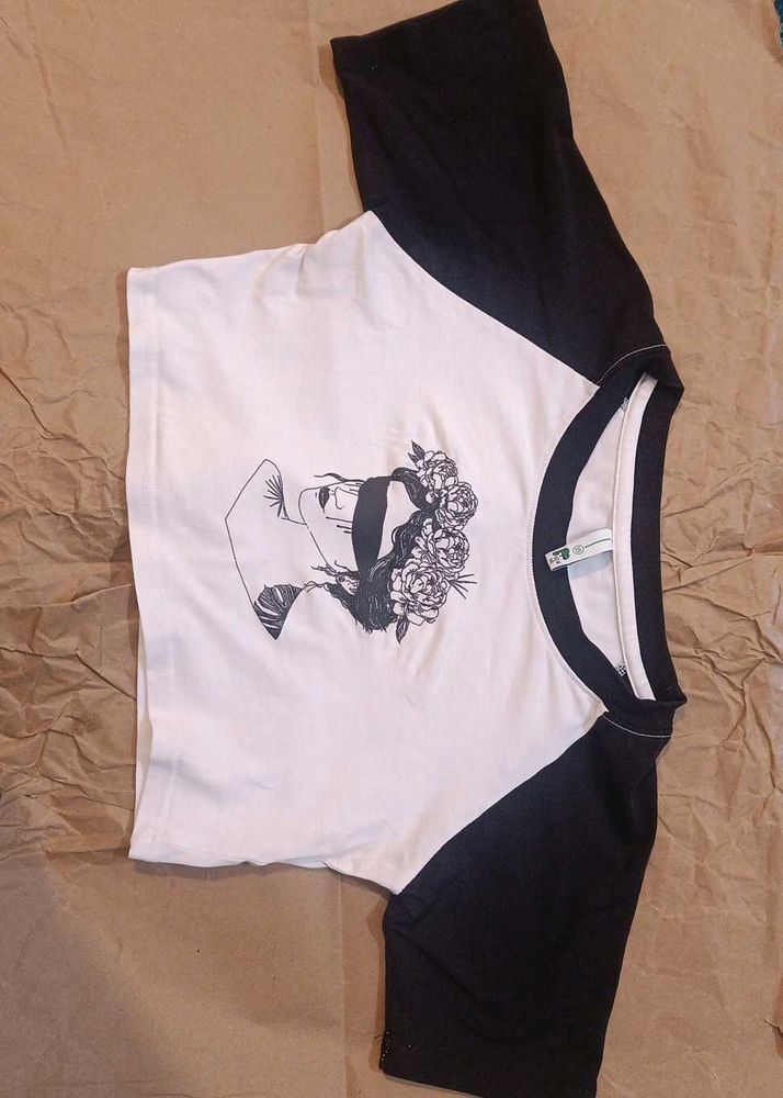 Graphic Print Tee