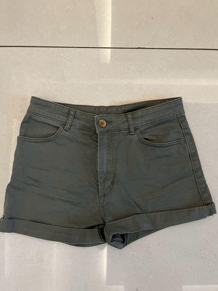 H&amp;M Shorts