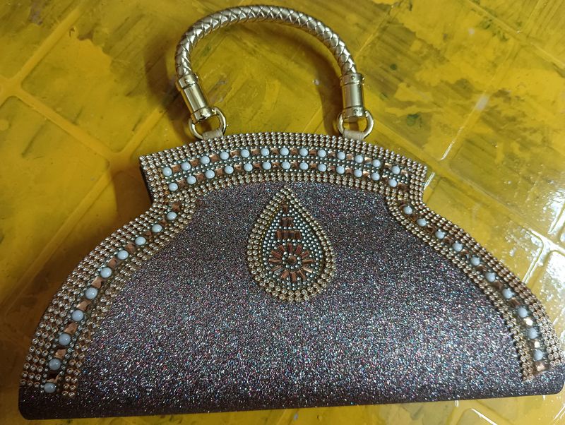 Hand Clutch Shimmery