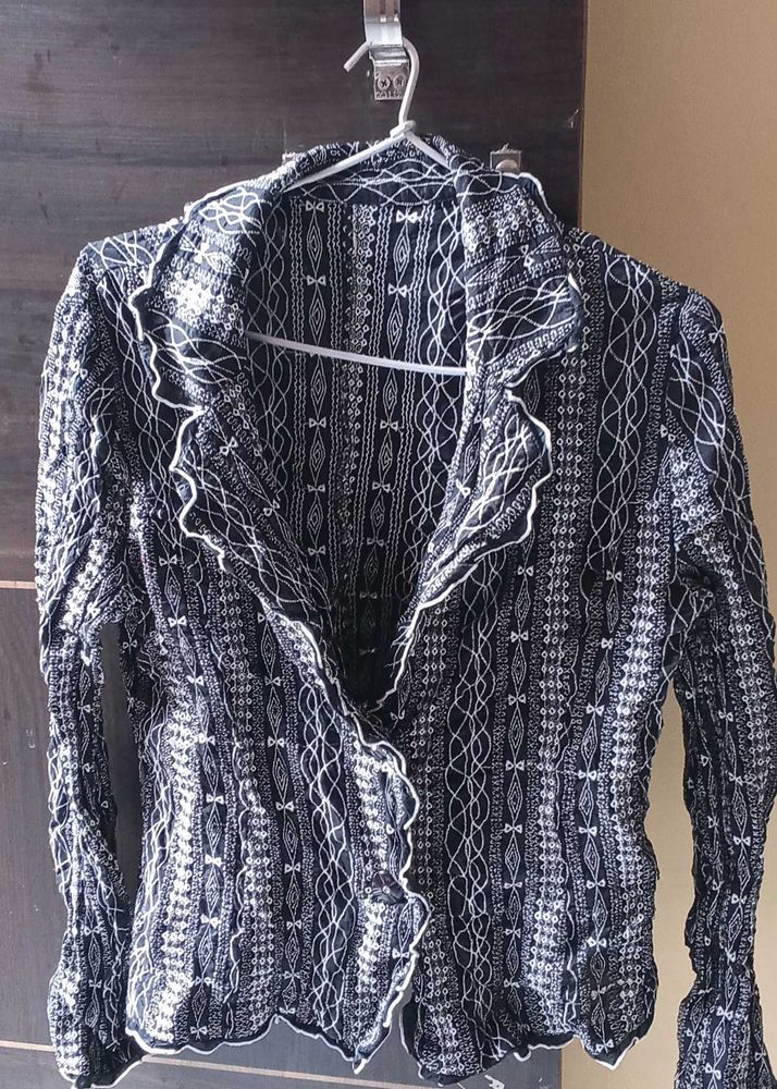 Patterned Black &amp; White Jacket