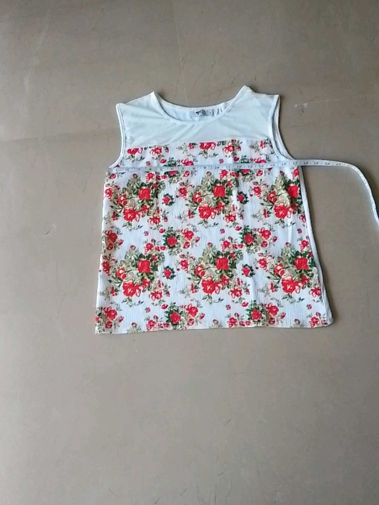 Pretty Sleevless Top