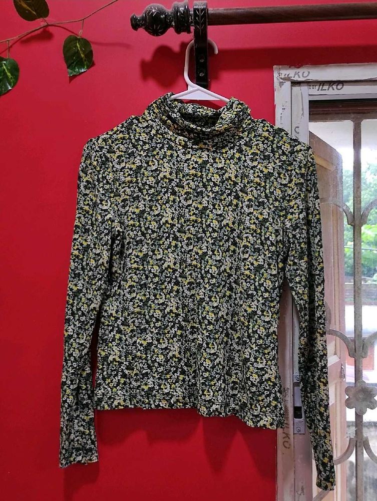 H&amp;M Floral Turtleneck Top