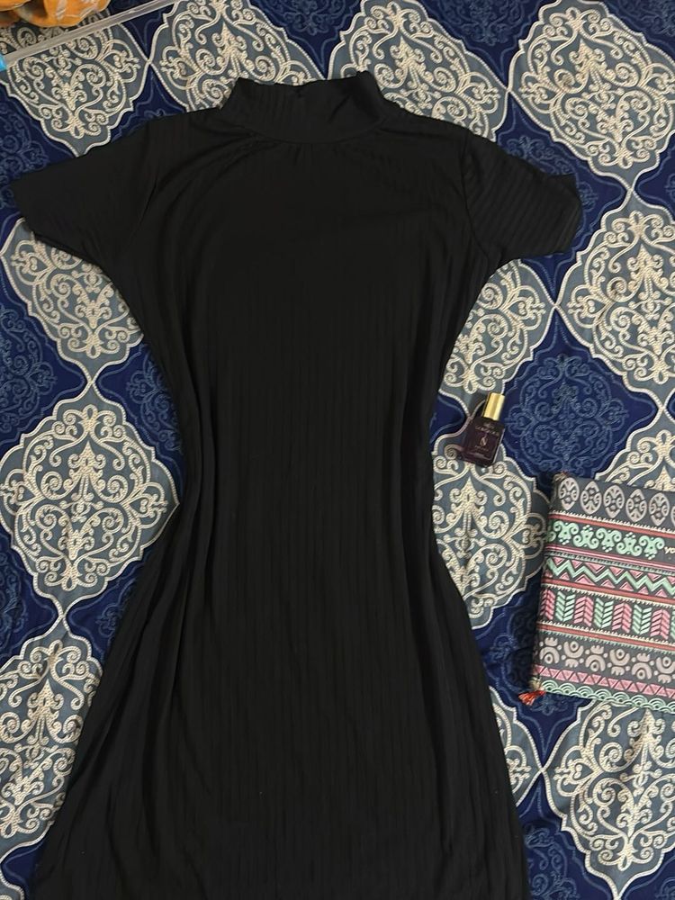 Black Ribbed Knit Midi Dress