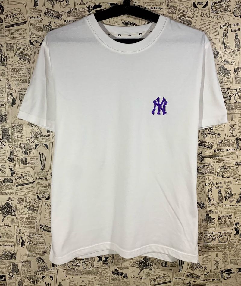 NY Yankees Logo T-Shirt