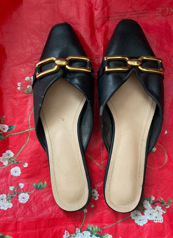 🖤Chic Black Mules🖤