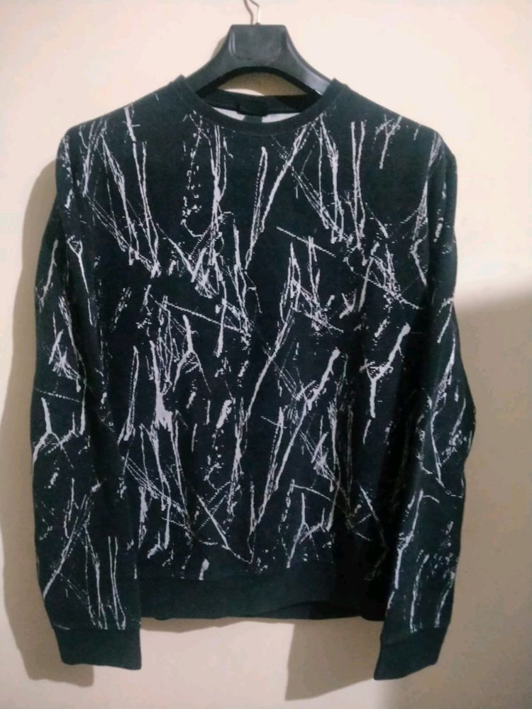 H&amp;M Sweatshirt