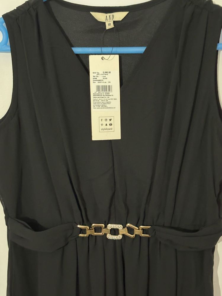 Elegant Black Dress