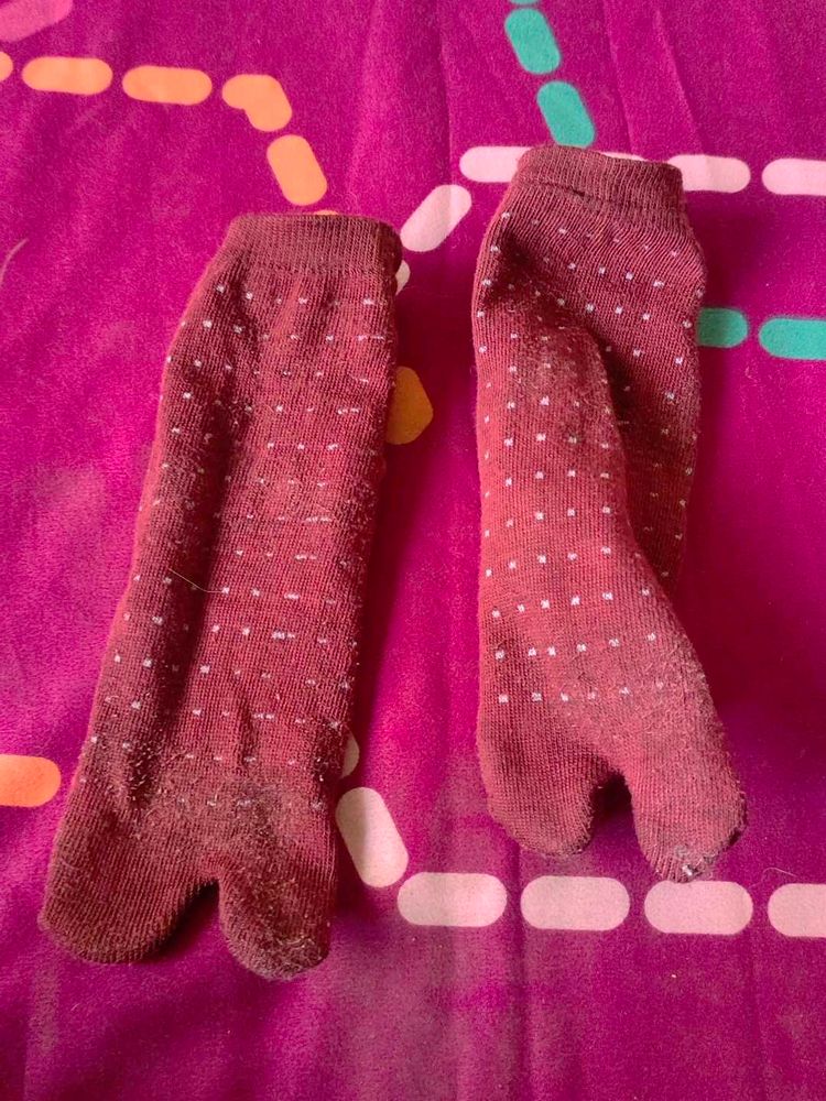 CUTE MAROON SOCKS LITTLE USED