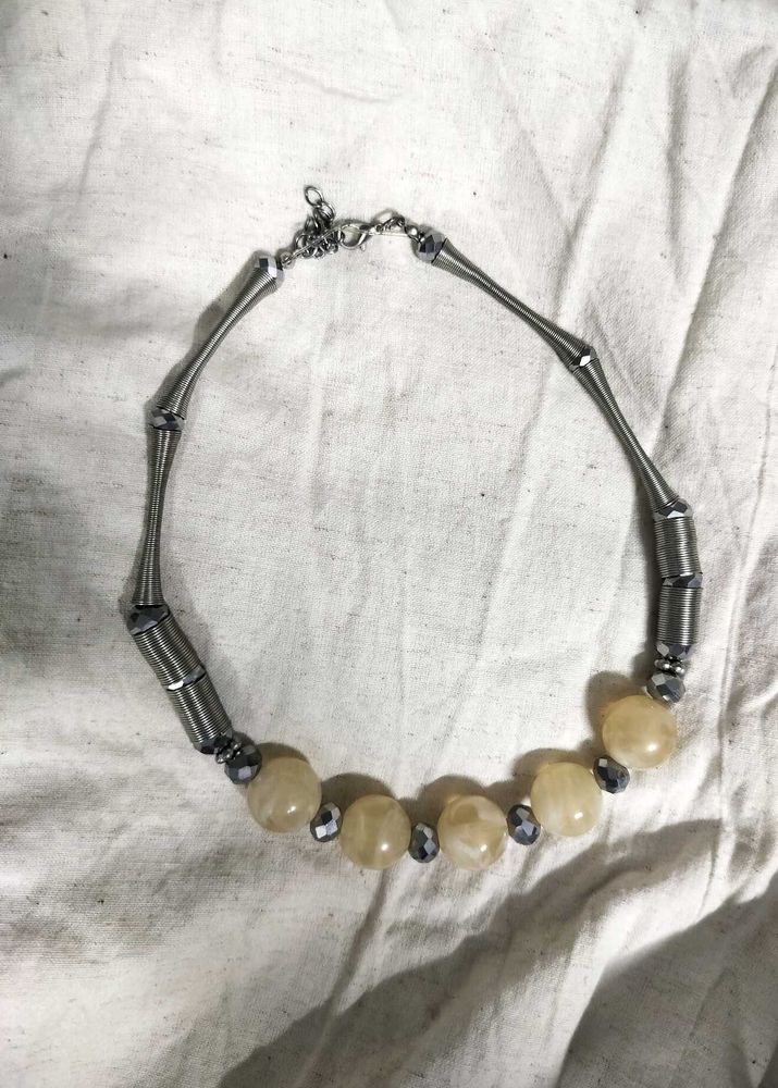 Dreamy Cream Beads Necklace