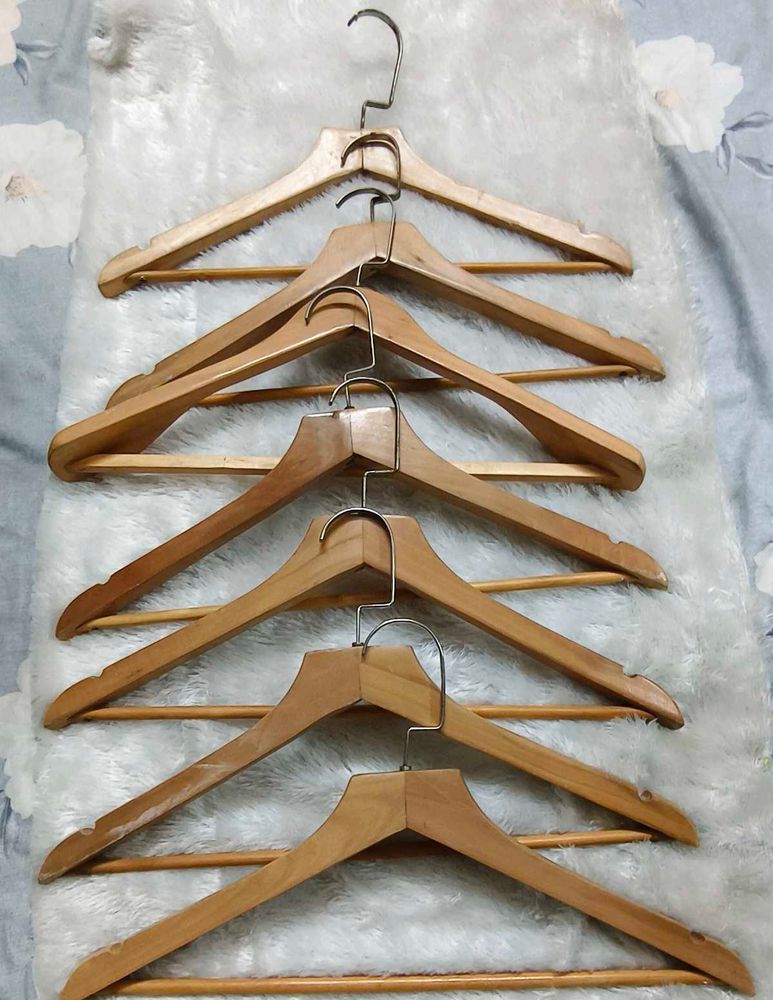 7 Wooden Branded Hangers For Rs.149 Fixed Price