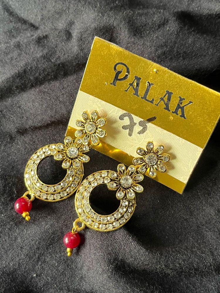 Palak Earrings - Gold Tone