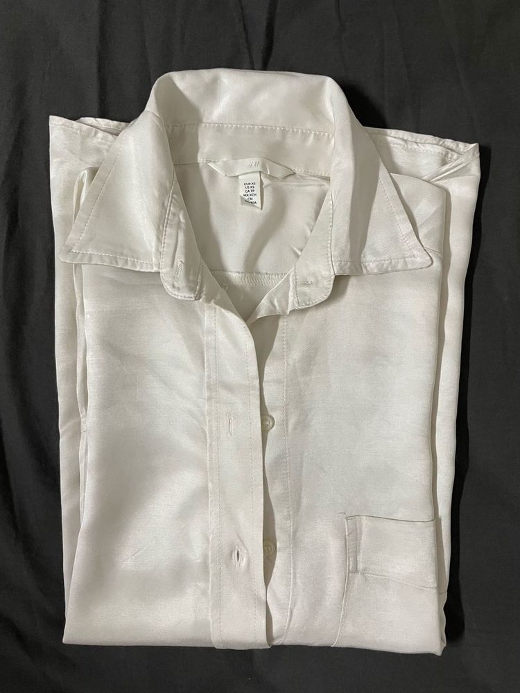 H&amp;M Oversized Satin Shirt