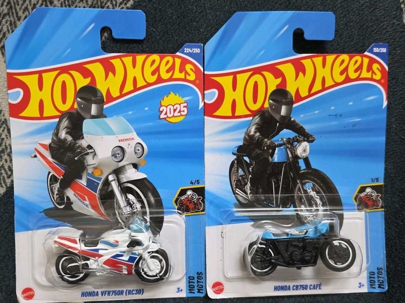 Hot Wheels Honda Set VFR750R &amp; CB750