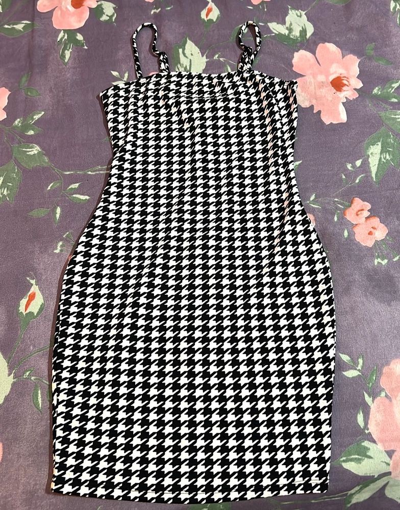 Houndstooth Mini Dress SizeXS