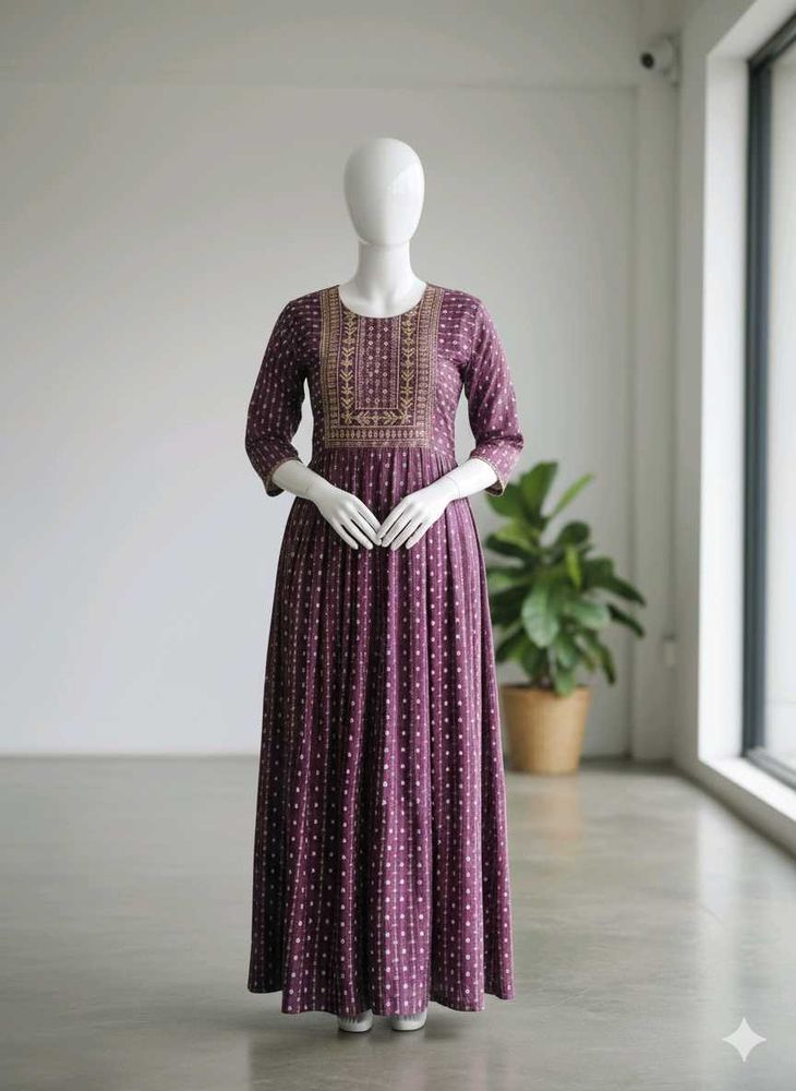 Elegant Purple Embroidered Kurta