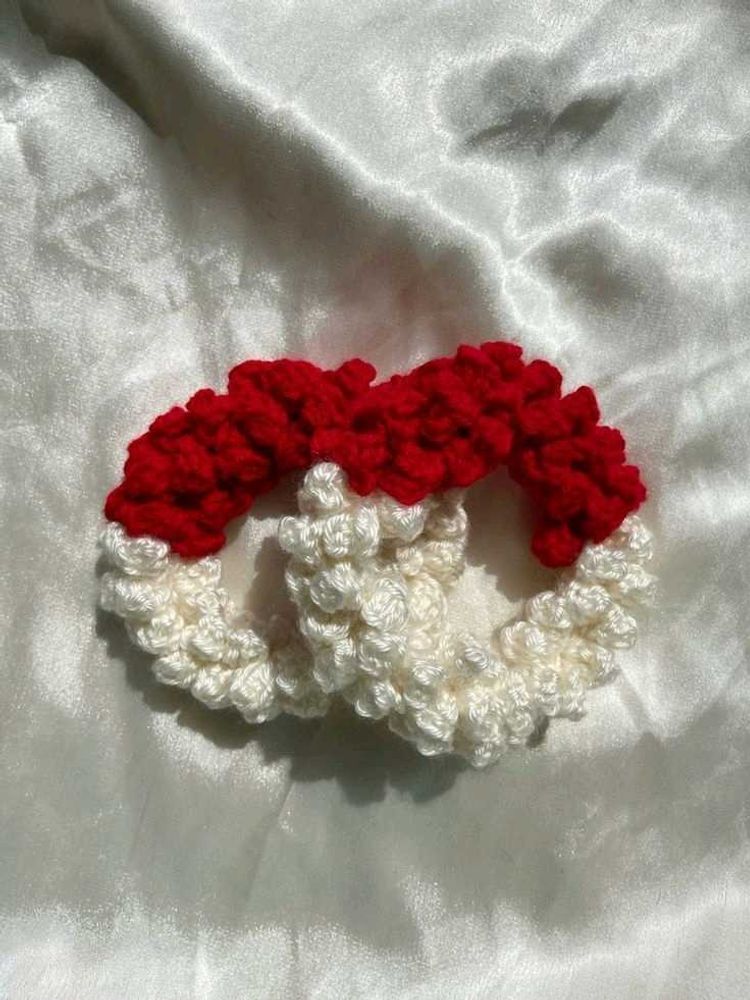 Red &amp; White Crochet Hair Tie( one piece only)