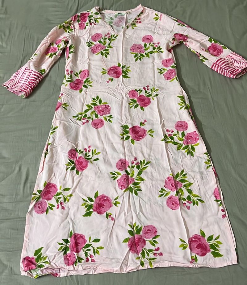 Pink Lace Neck Kurta