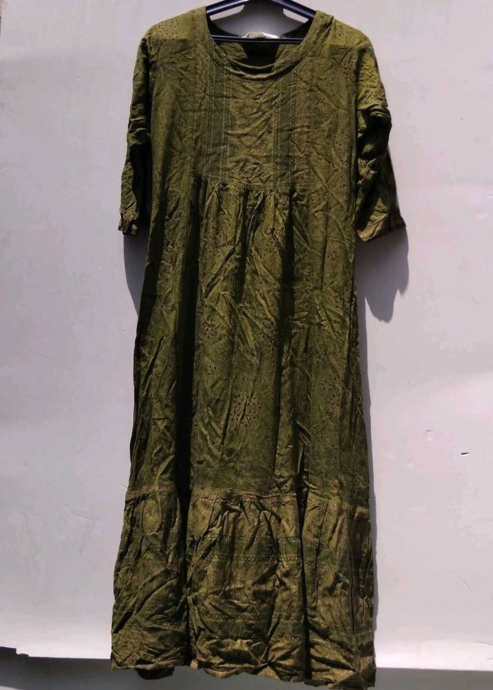 Green Embroidered Kurta