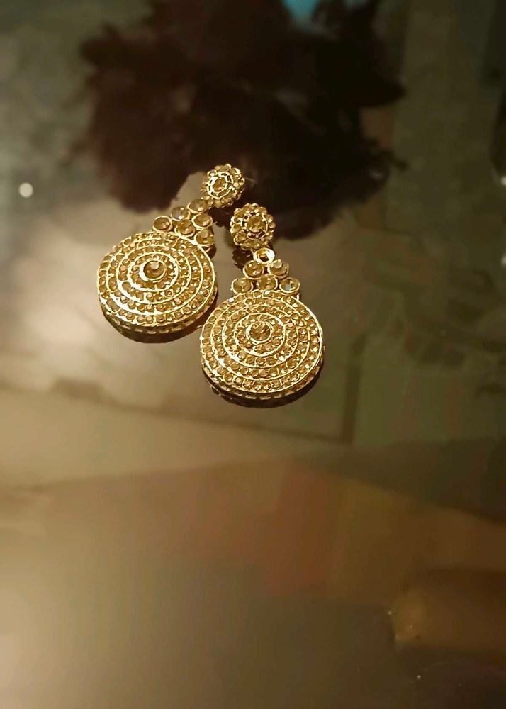 Luxury Golden Earrings.