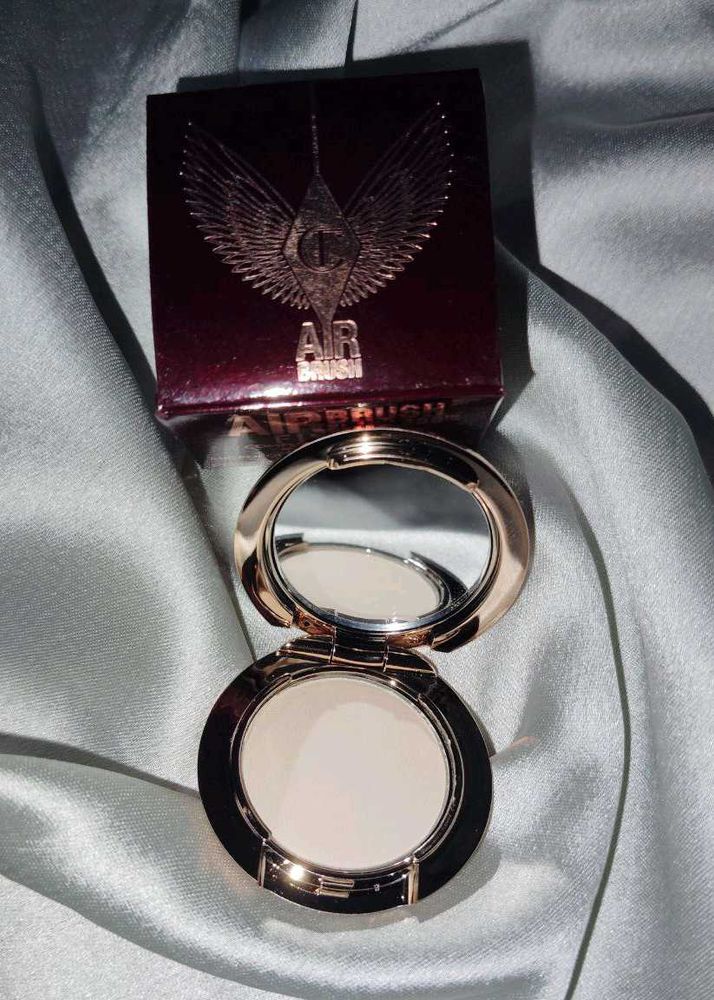 Charlotte Tilbury Compact