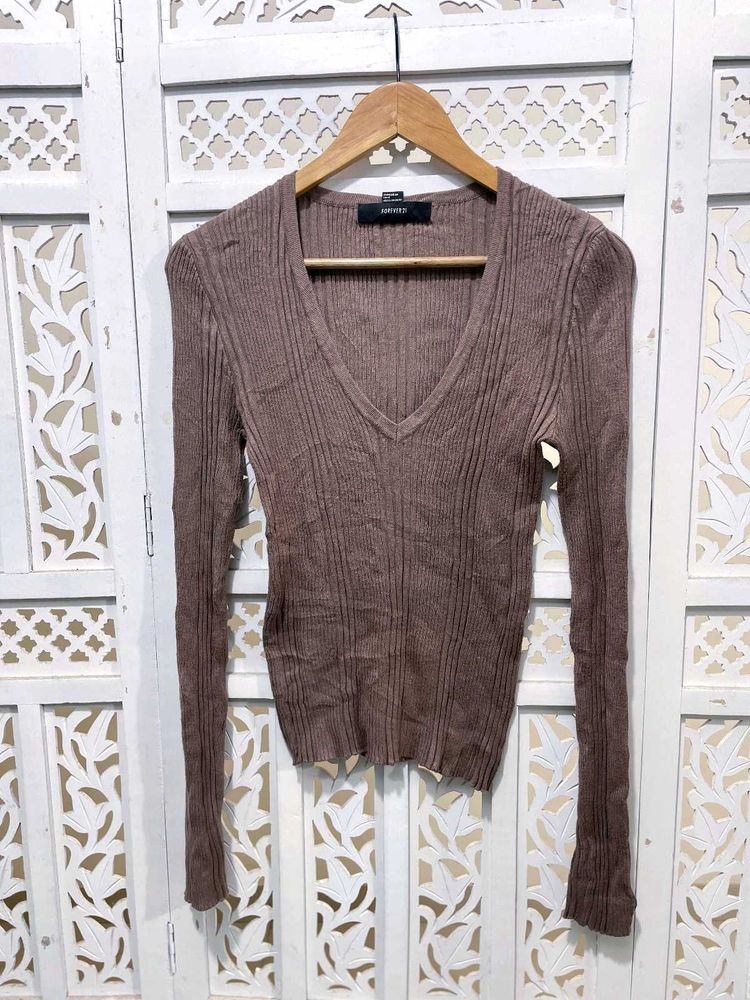 Forever 21 Ribbed V Neck Long Sleeves Top  A