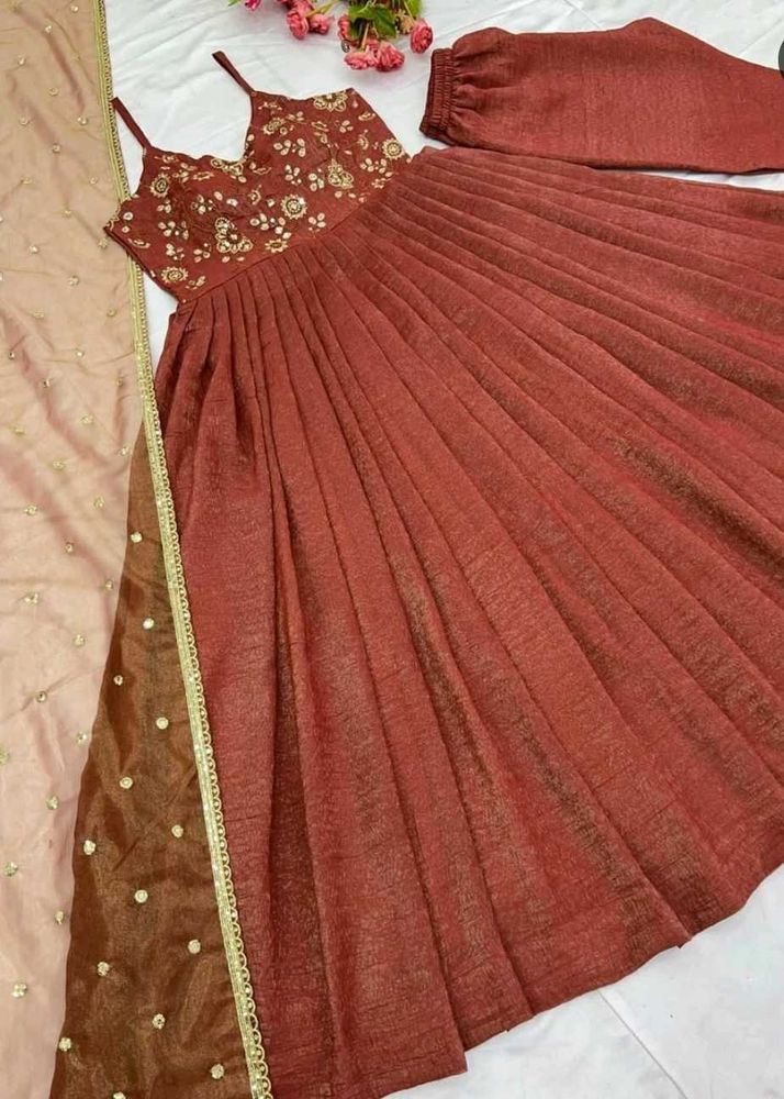 Gown🤎